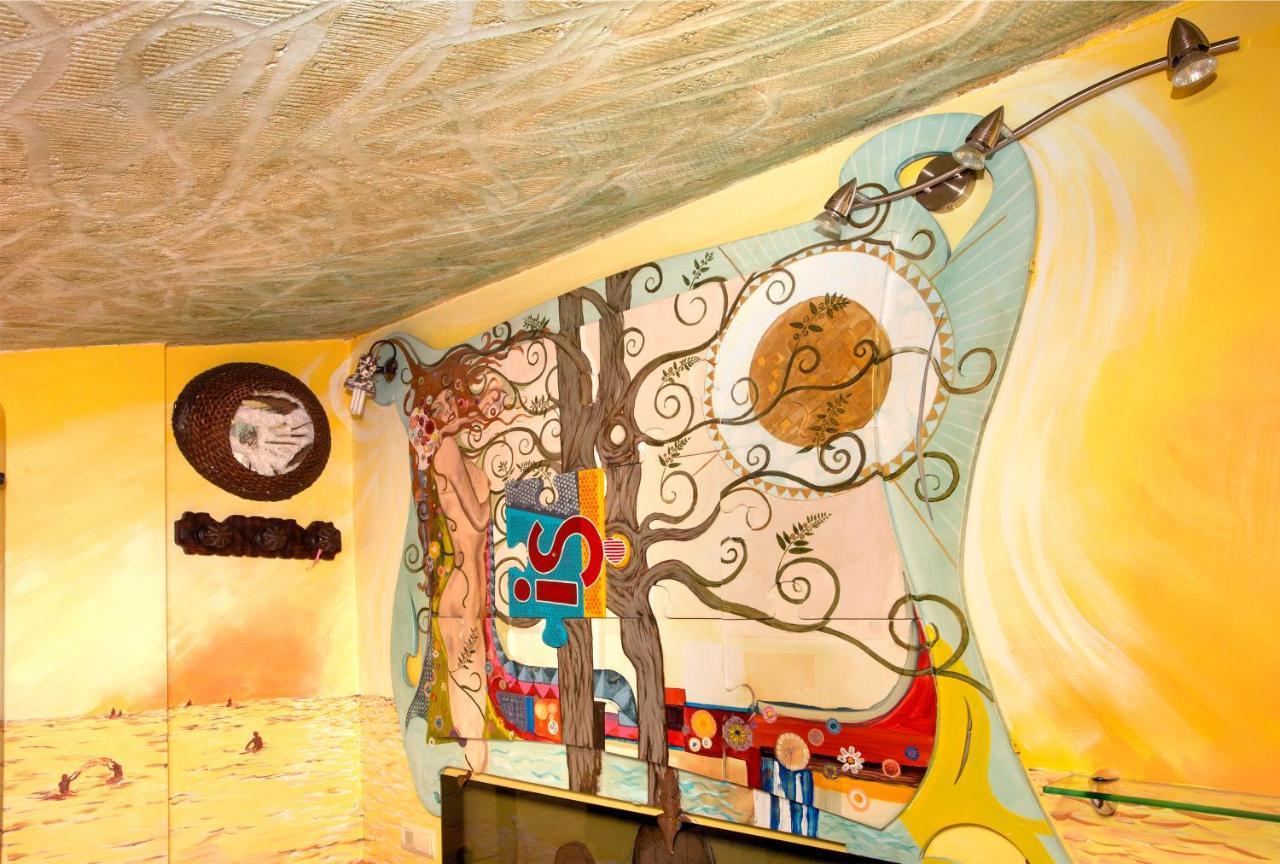 Anahuaska Art - Suites Tematicas Panzares Exterior photo