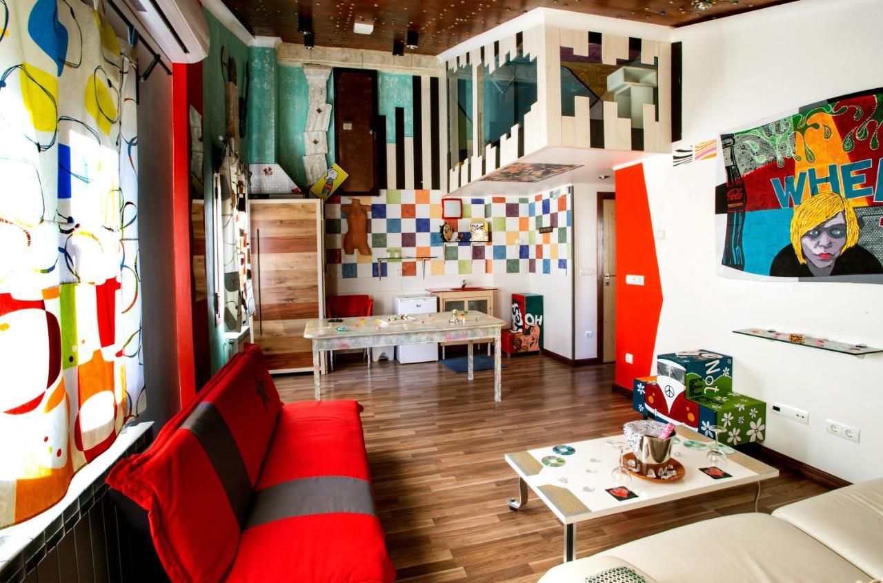 Anahuaska Art - Suites Tematicas Panzares Exterior photo